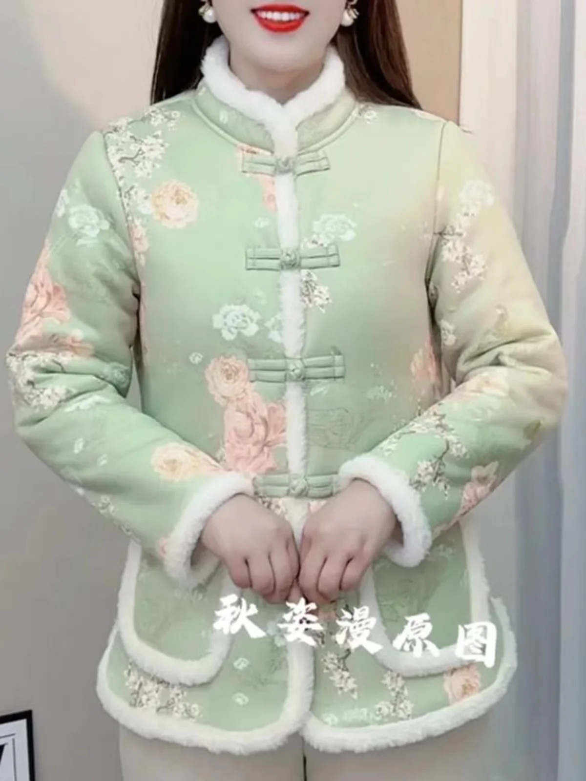 Новинка зимняя женская одежда ретро с пряжкой хлопковой подкладкой для молодых