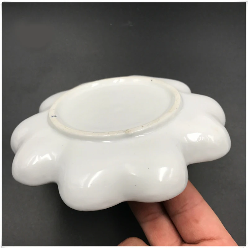 Керамическая палитра Цзиндэчжэнь цветущий пигмент сливы фотография и