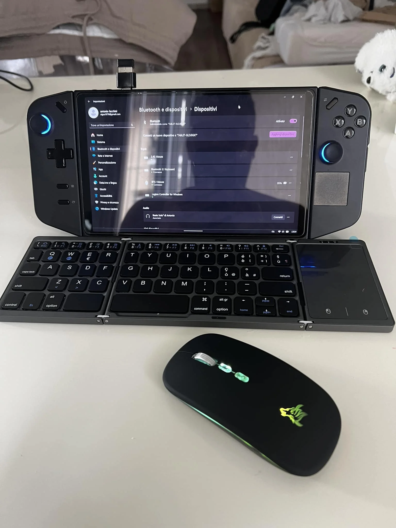 Беспроводная портативная клавиатура LEGION Go с тачпадом