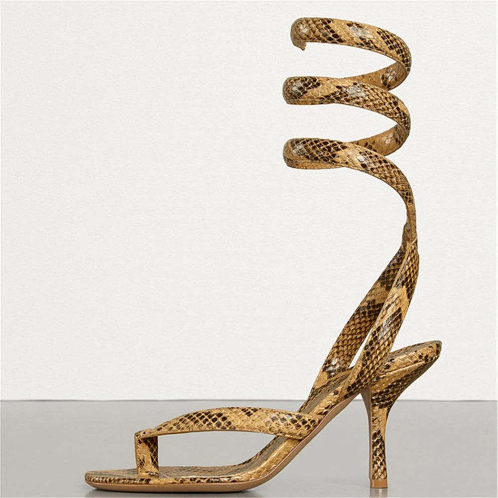 2022 Summer Women Medium Heel Clip Feet Plus Size Print 43 Snake Print Elastic Ring Foot Stiletto Sexy Fashion Banquet Sandals
