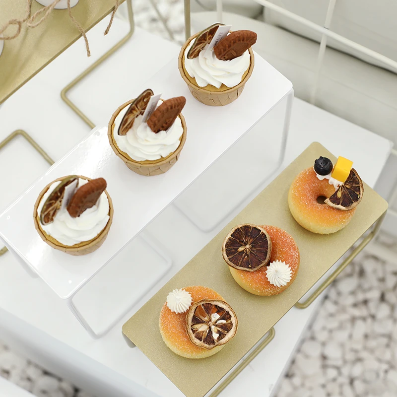 

Золотой стенд для торта, стойка для торта для вечеринки, мероприятия, поп-стенд для торта, современные кухонные принадлежности для вечерино...