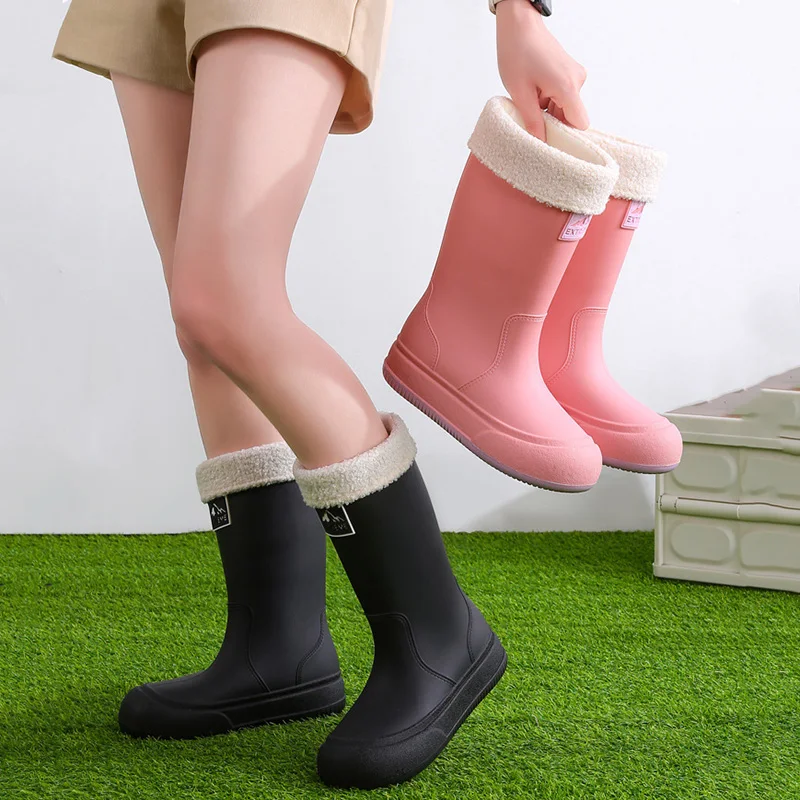 Всесезонные резиновые сапоги женские флисовые высокие непромокаемые туфли для