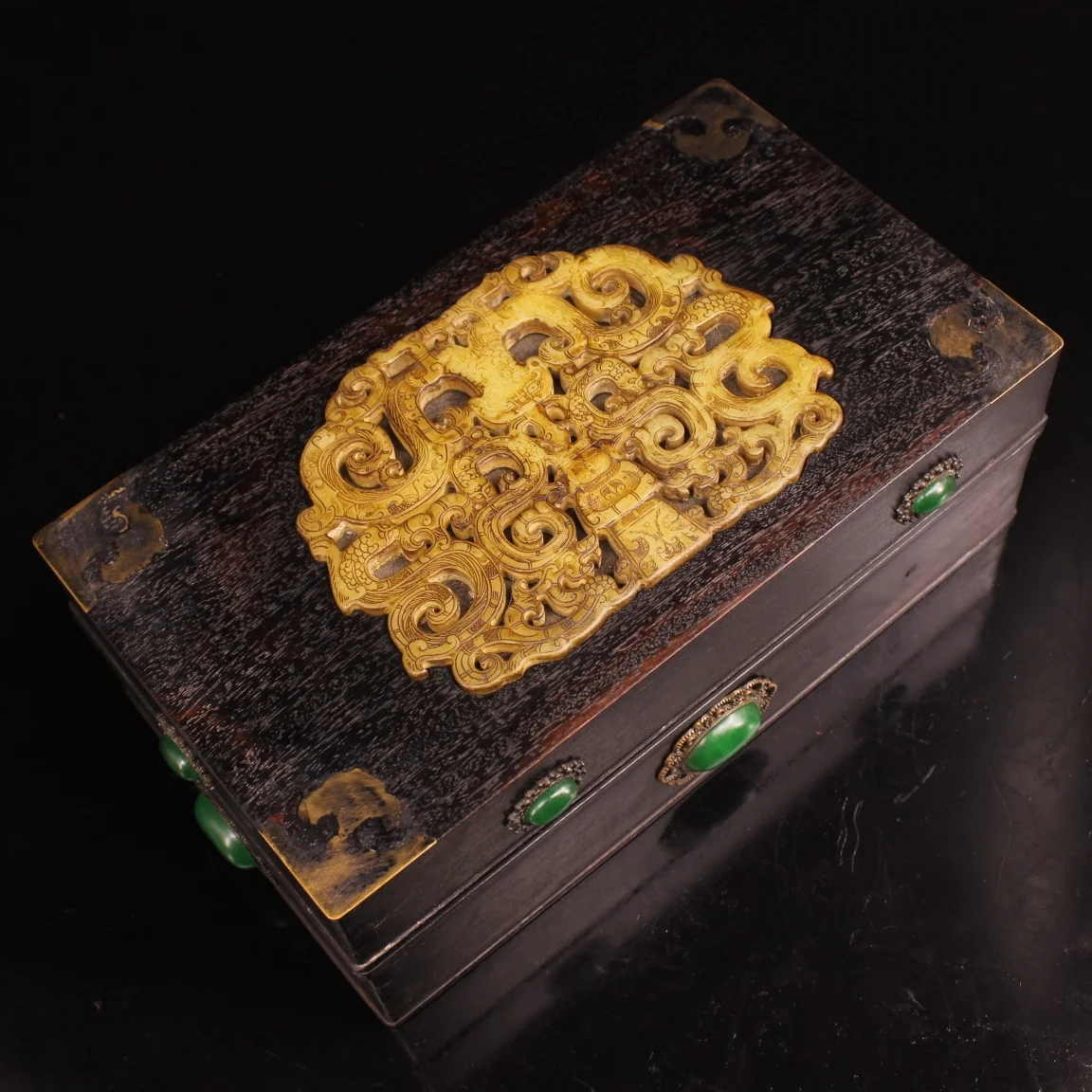 

Exquisite Handcrafted Ebony Inlaid Old Jade Gem Box Ornament