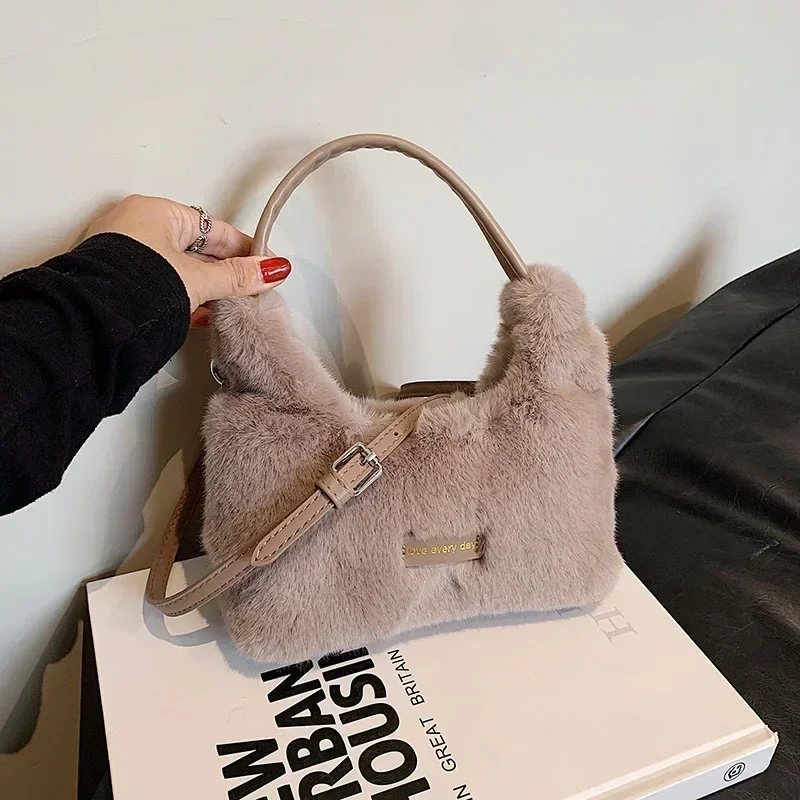 Рисунок 4 - Простая нишевая плюшевая сумка