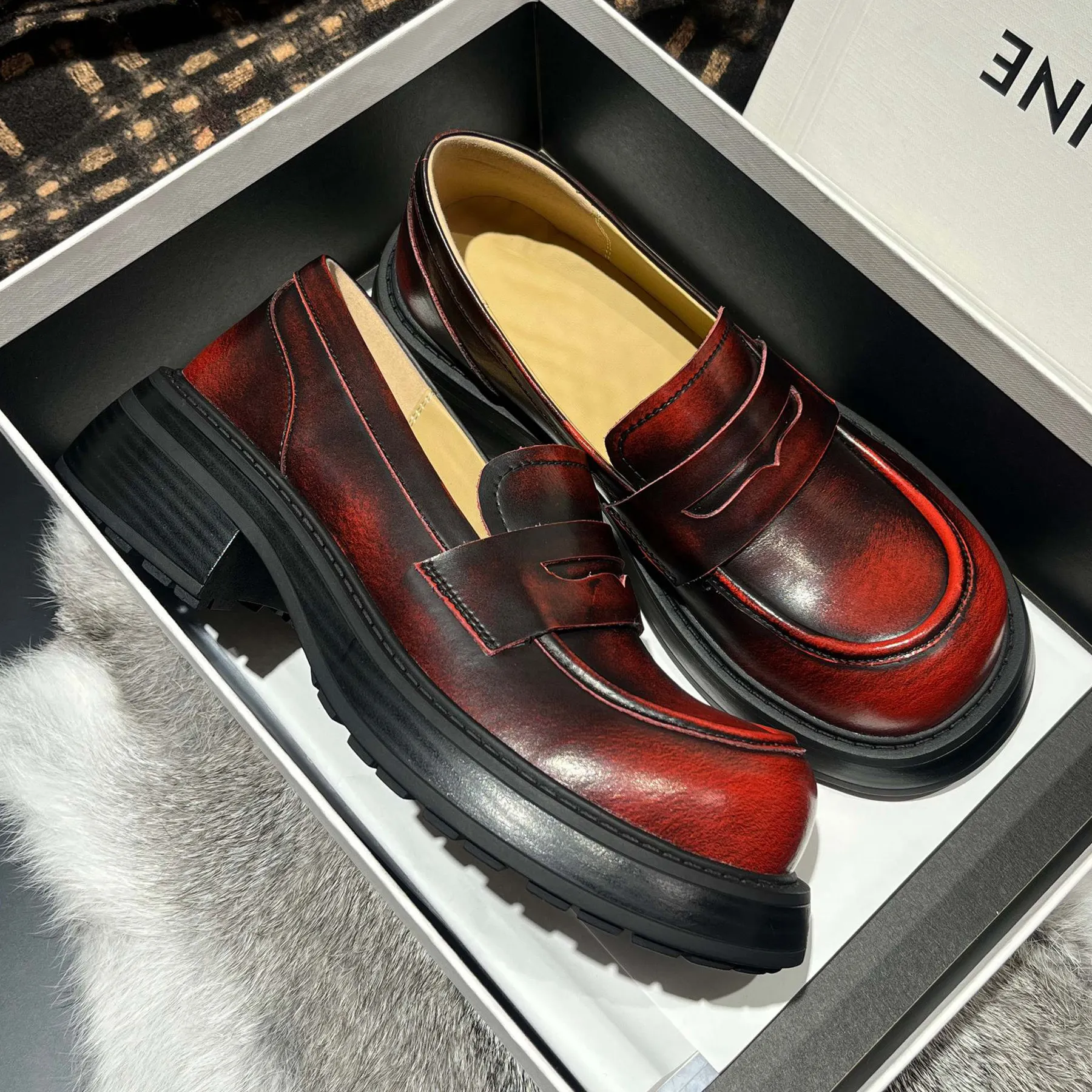 Lanxuryee искусственная пятка круглый носок Весенняя Повседневная Женская