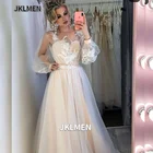 Женское свадебное светильник с длинными рукавами-фонариками и кружевной аппликацией