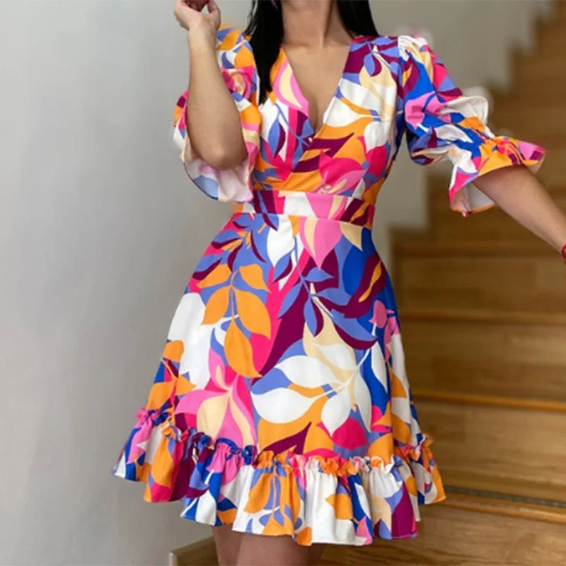 

2023 Trend New Dress Ins Street Temperament Commuter V-neck Print Ruffle Dress for Women