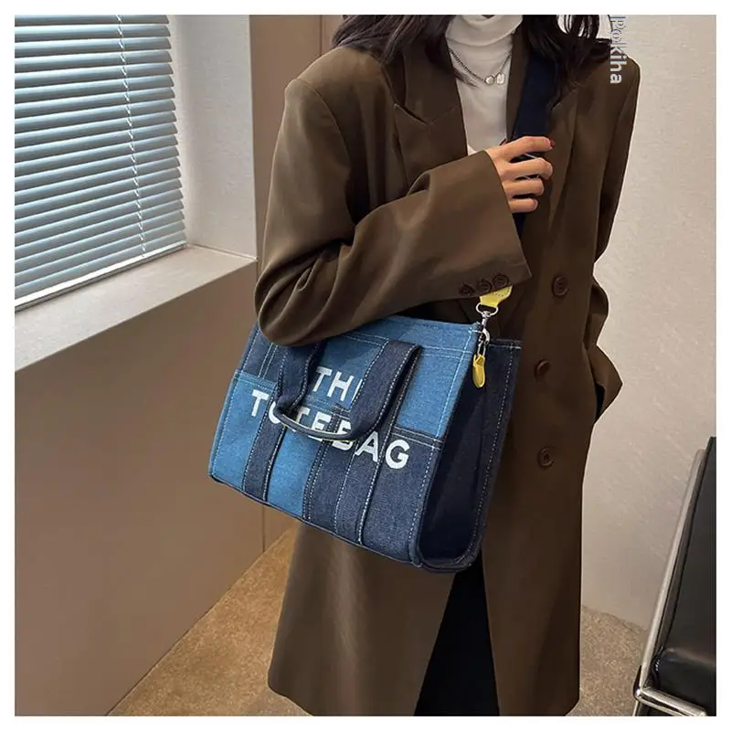 

Новинка 2022, вместительная сумка через плечо для поездок, модная сумка-тоут через плечо, Высококачественная Дизайнерская Женская Стандартна...