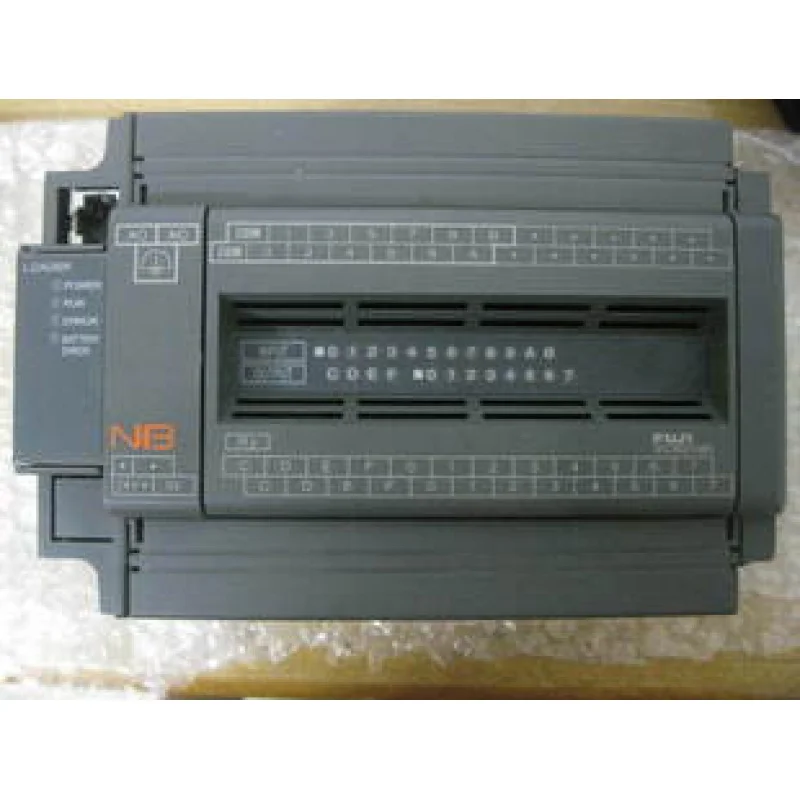 

Бывший в употреблении телефон, 1 шт.