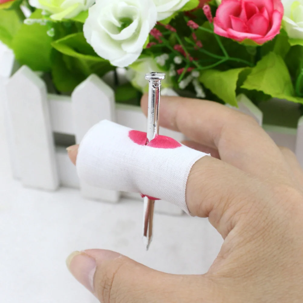 Инструмент для розыгрыша на Хэллоуин креативный реквизит ногтей через палец