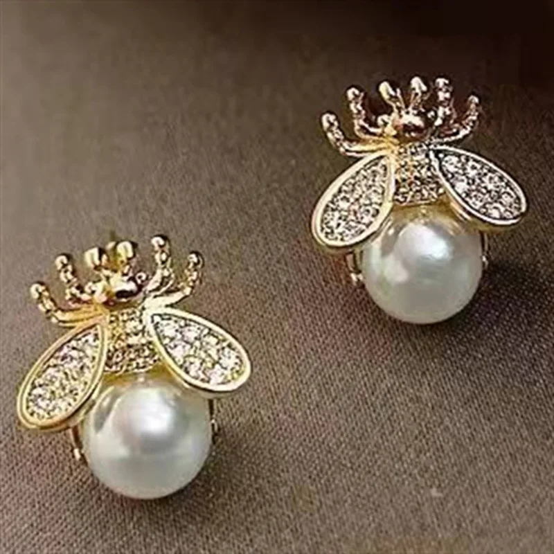 

925 silver needle bee pearl earrings Korean design copper inlaid zircon simple and cute fashion insect earrings women