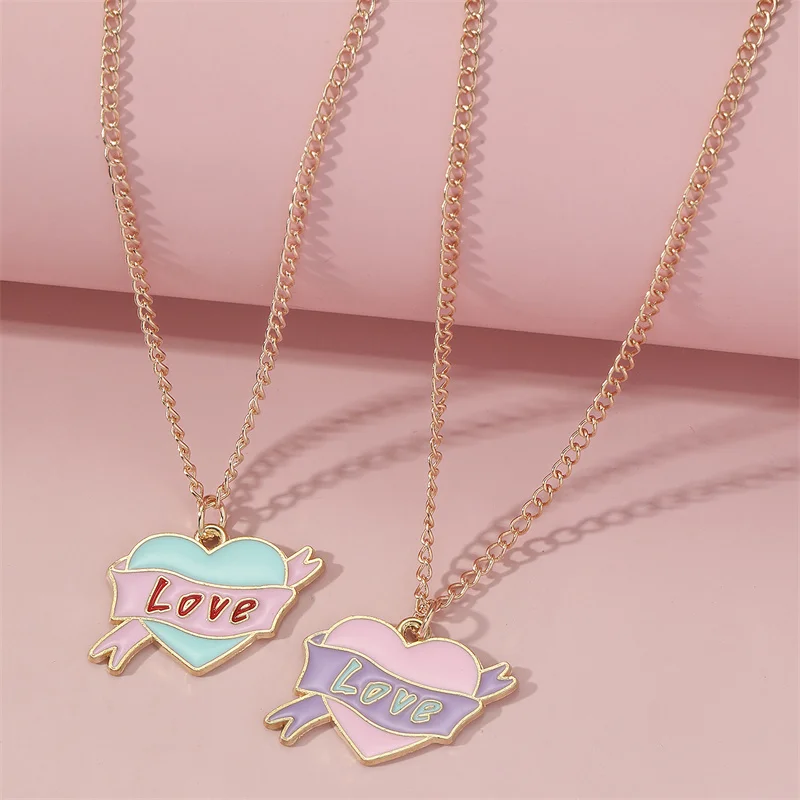 

Цепочка из серебра 925 пробы с надписью «Love»