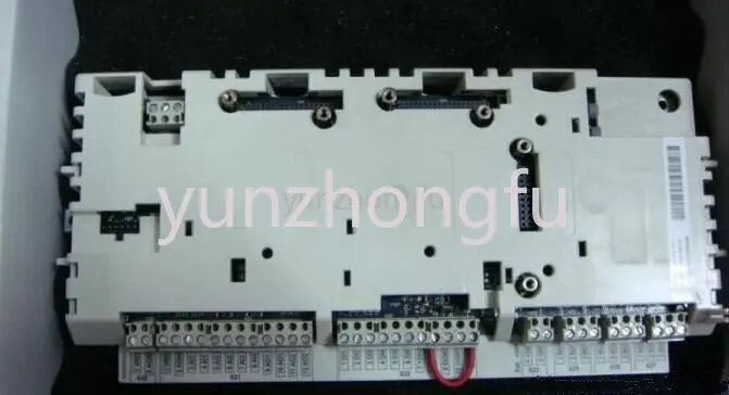 

PLC RDCU-12C ACS800 Inverter Control Board RDCU12C In Stock