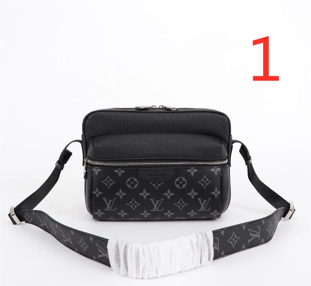 

Модная женская сумка