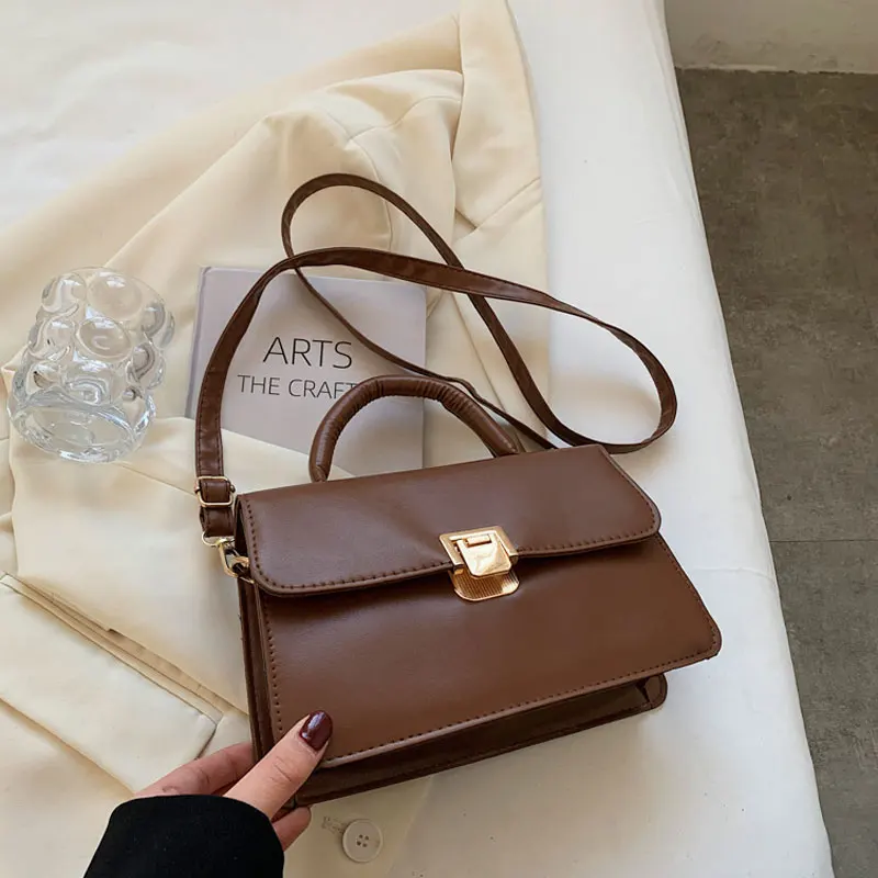 

Модные однотонные сумки для женщин, дамская сумочка на плечо из высококачественной искусственной кожи, квадратная дизайнерская Ретро сумка через плечо