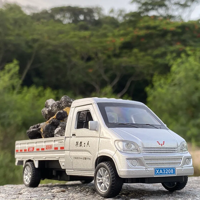 Коллекция 1/32 модель автомобиля WULING металлическая игрушка имитация звука и