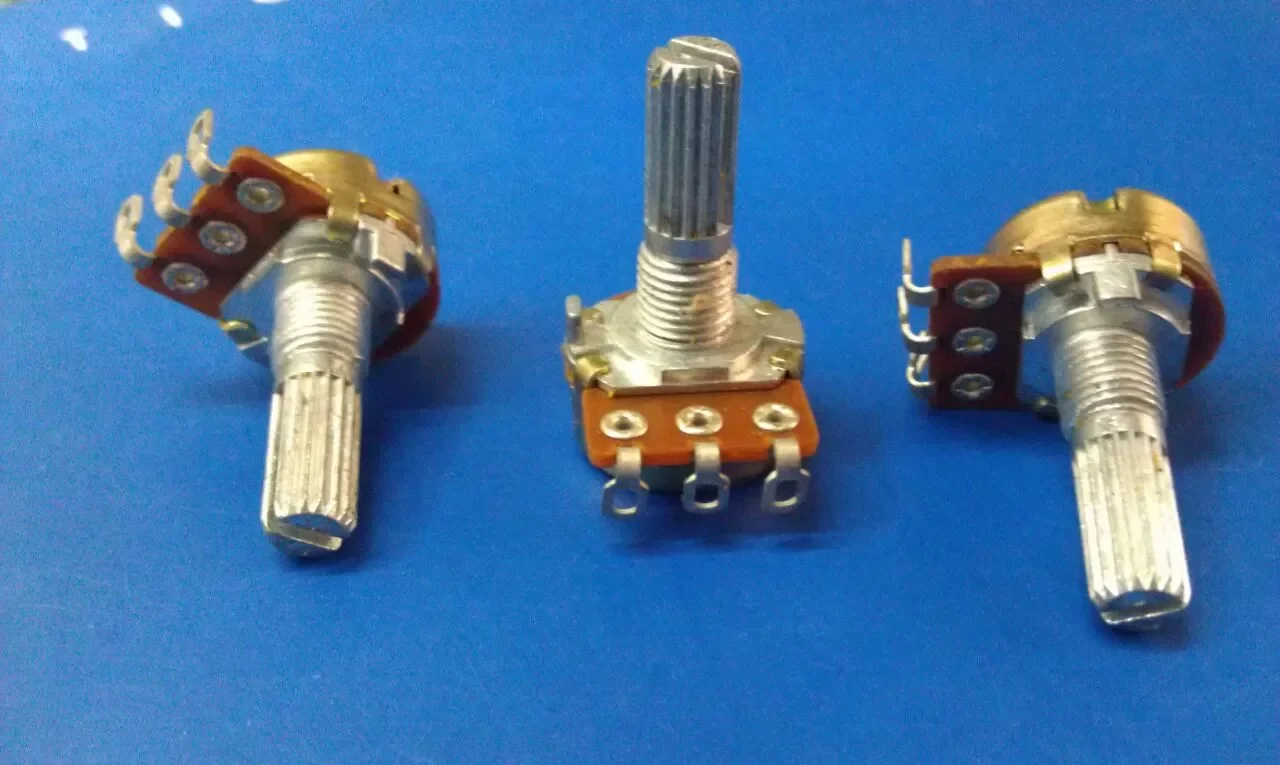 

16 potentiometer single b100k threading pin 20mm shaft