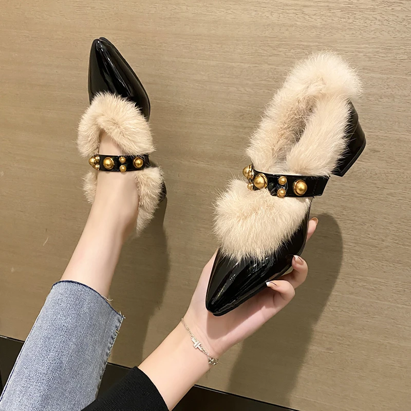 

Net Celebrity Plush Shoes Women's Winter Wear 2021 New Fairy Trendy with Pointed Toe Thick Heel Rivet Plush Nude Boots