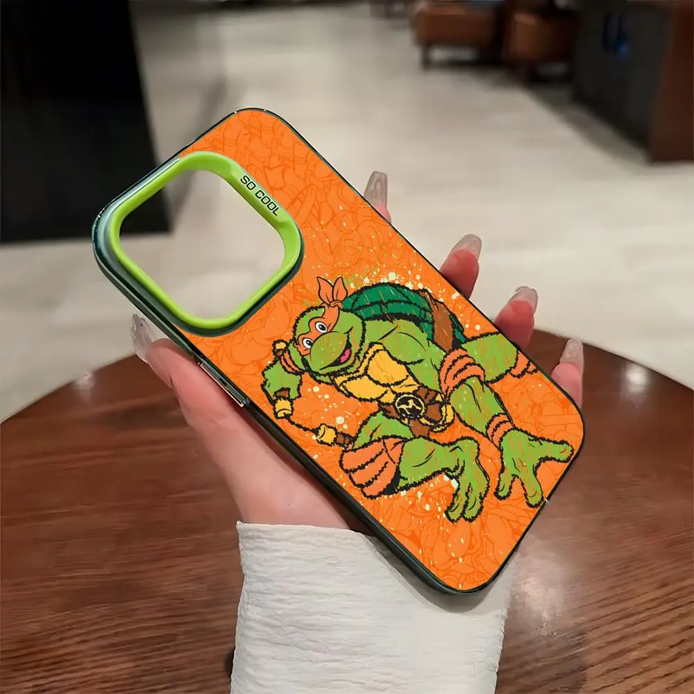 Яркий серебристый чехол для телефона с изображением черепашек-ниндзя iPhone 15 Pro Max 14