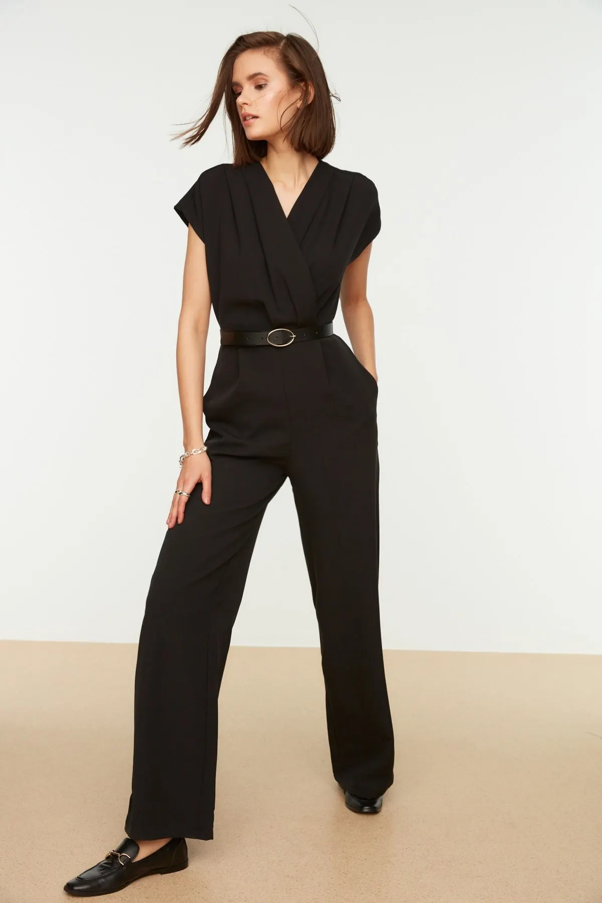 

Women's Overalls Black Belted Double Breasted Collar Jumpsuit Hot Casual Fashion Sleeveless Baggy Trousers Overalls