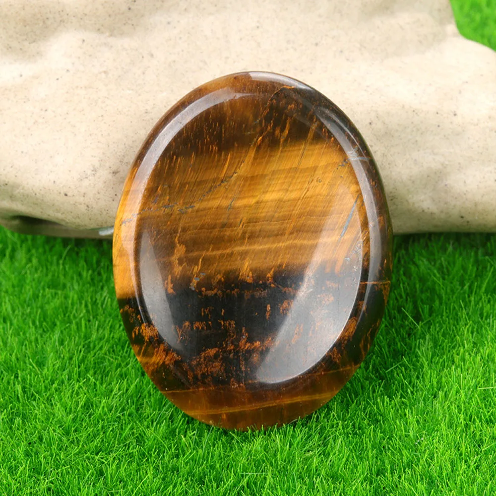 

Натуральный аметистовый агатовый камень 45x35 мм