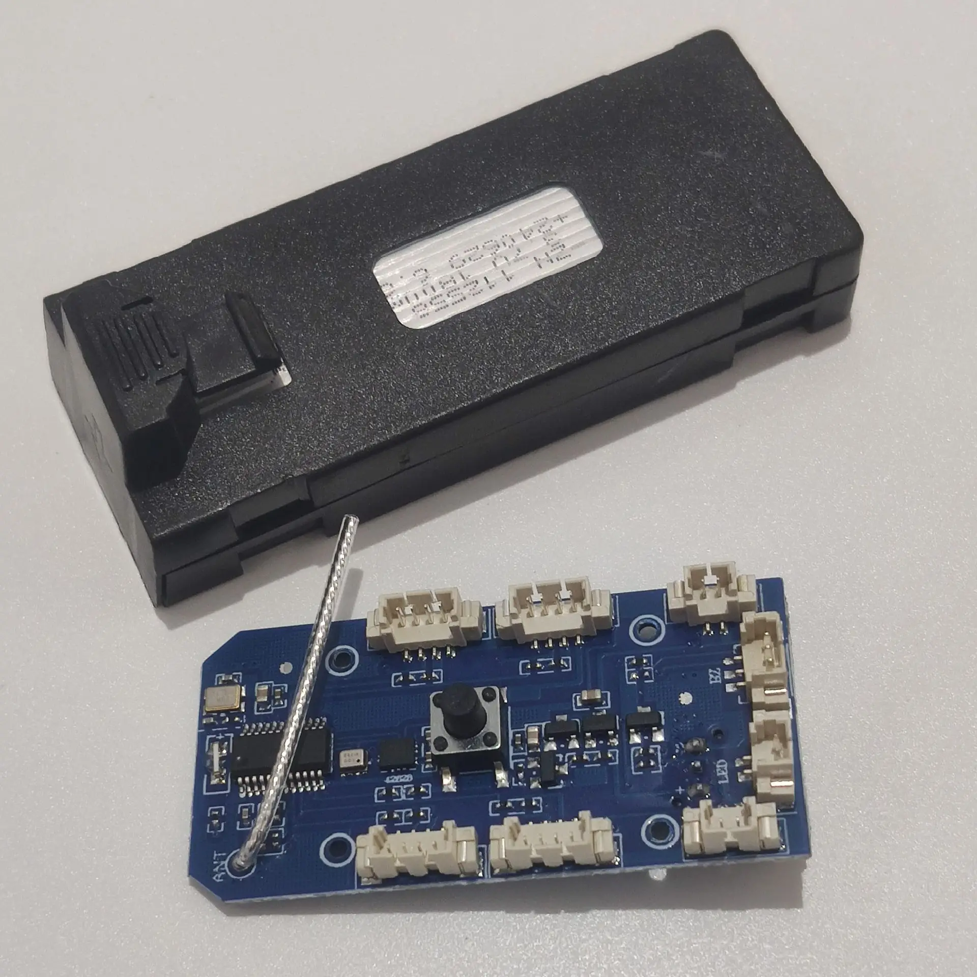 Складной бесщеточный квадрокоптер LSRC S1S для обхода препятствий