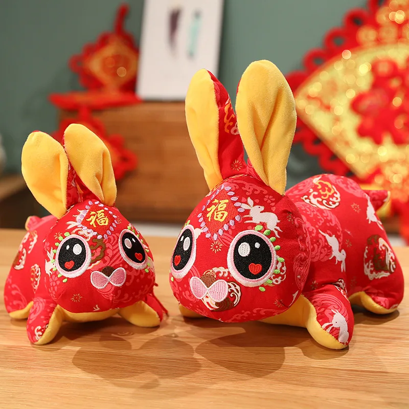 

2023 Новогодняя китайская искусственная цветочная ткань, кролик, плюшевая игрушка, кролик, талисман, плюшевая кукла, подушка, набивная для дет...