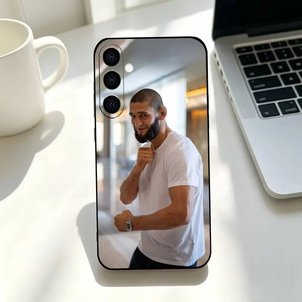 Фото Чехол для телефона K-Khamzat C-Chimaev-v, черный, силиконовый, мягкий, для Samsung Galaxy A73, A72, A71, A70, A53, A52, A51 №5