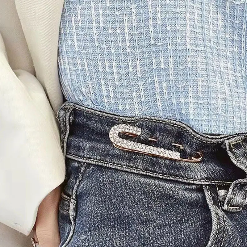 Женская большая брошь-булавка с искусственным кристаллом |