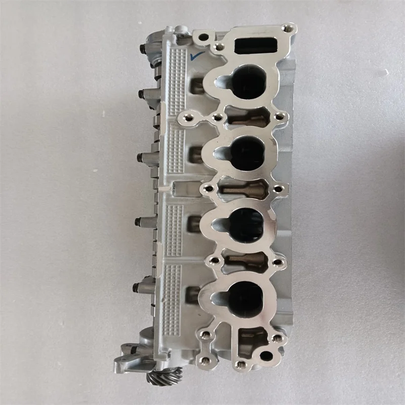 Фото В комплекте головка цилиндра для двигателя suzuki g16a g16b 11110-57802 №1