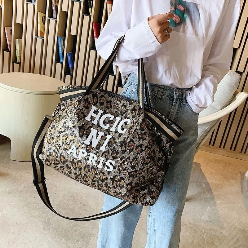 

Casual Women Bling Sequins Shoulder Bags Big Capacity Female Handbag For Lady Travel Large Tote Letter Printed 2023 Bags