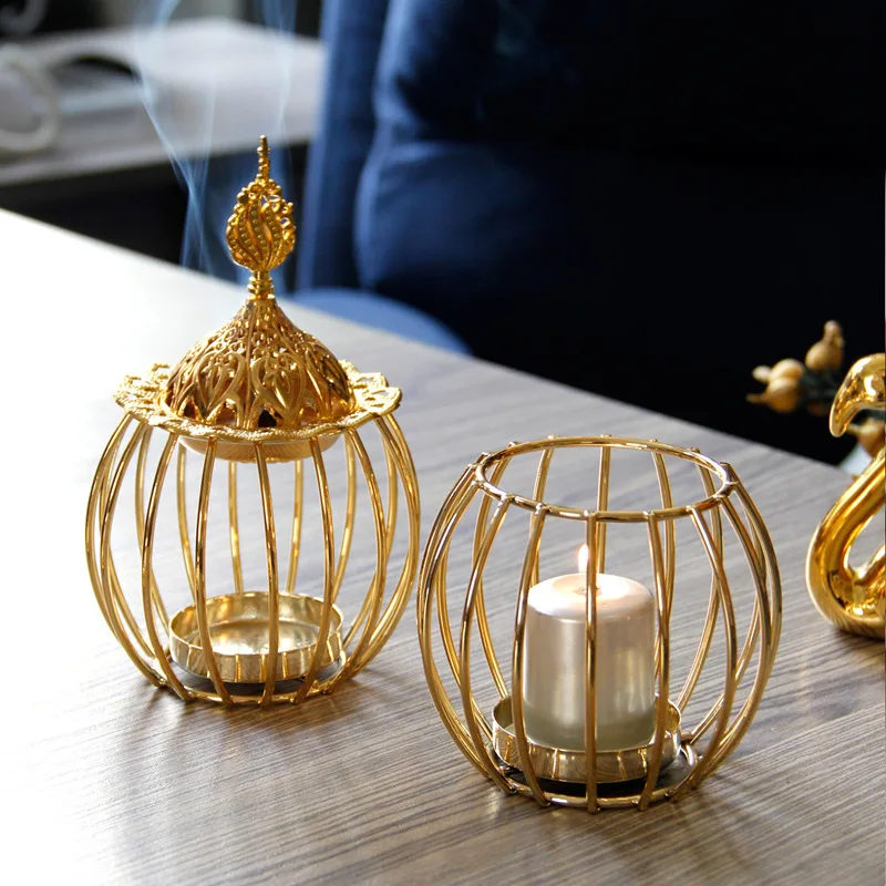 

2 IN 1 European Luxury Gold Metal Incense Burner and Candlestick Wedding Party Candle Holder Candleholder Home Table Decoration