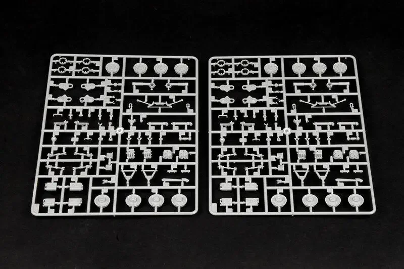 Комплект модели Trumpeter 1/35 01559 M1133 Stryker MEV