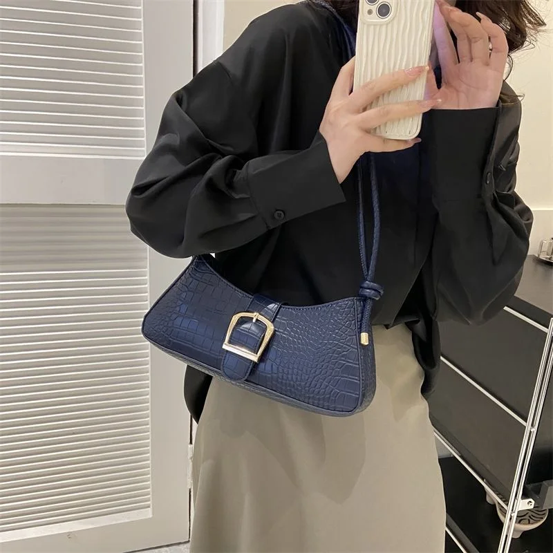 

Advanced Texture Shoulder Bags For Women Alligator Pattern PU Underarm Bag Metal Buckle Luxury Design Hobo Messenger Shopper Bag