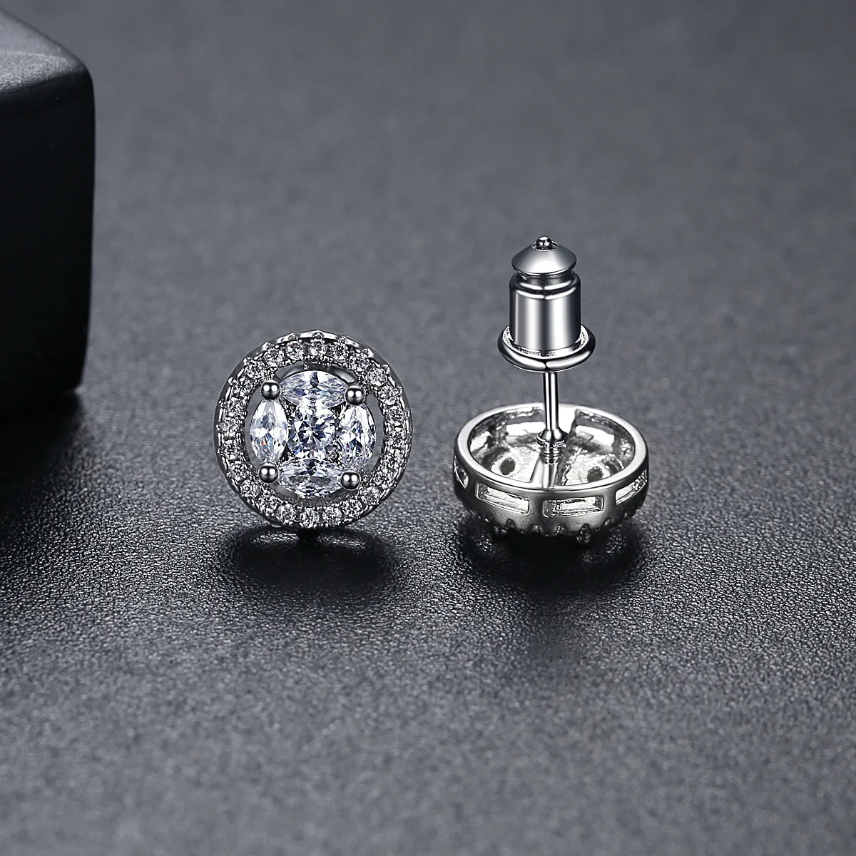 FXLRY золотистый цвет кубический цирконий гвоздик круглые камни женское ожерелье и