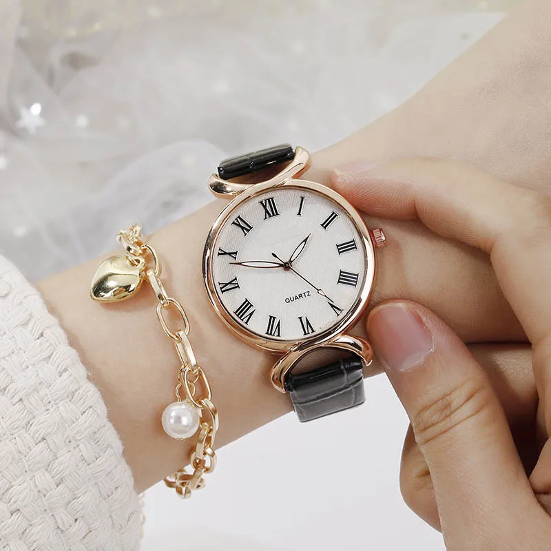2023 New Hot Leisure Simple Round Dial Women's Vintage Quartz Watch Girlfriend Fashion and Stylish Temperament Gift