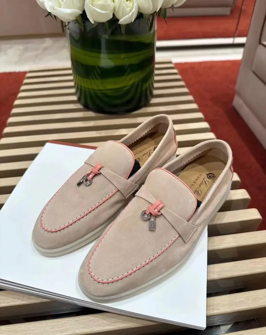 Рисунок 2 - Высококачественные кожаные Лоферы