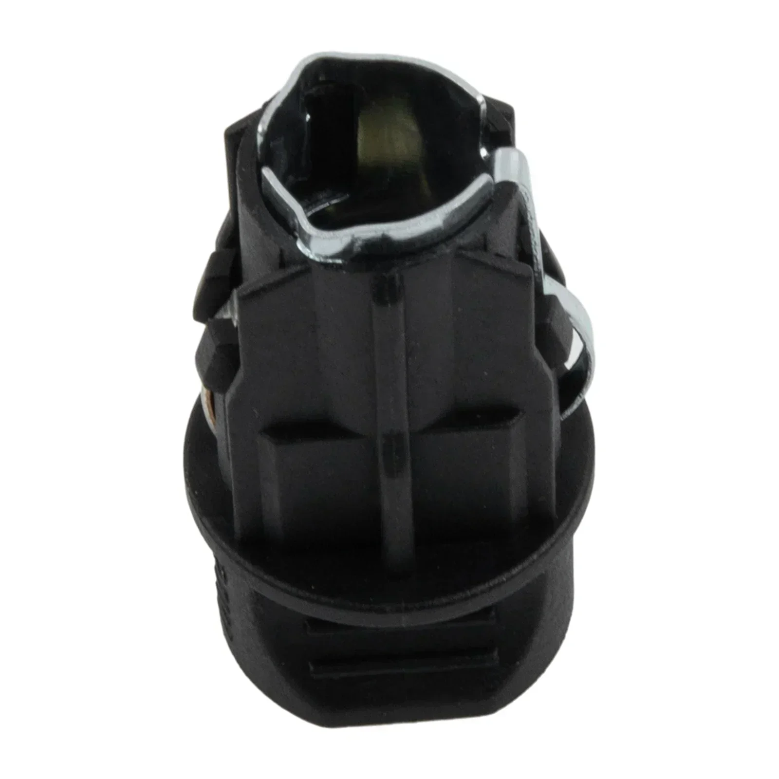 

1 шт. розетка заднего фонаря автомобиля для BMW 3/5/7 серии X6 Z4 E65 E66 F30 F31 63117407330 Plug And Play Черный пластик