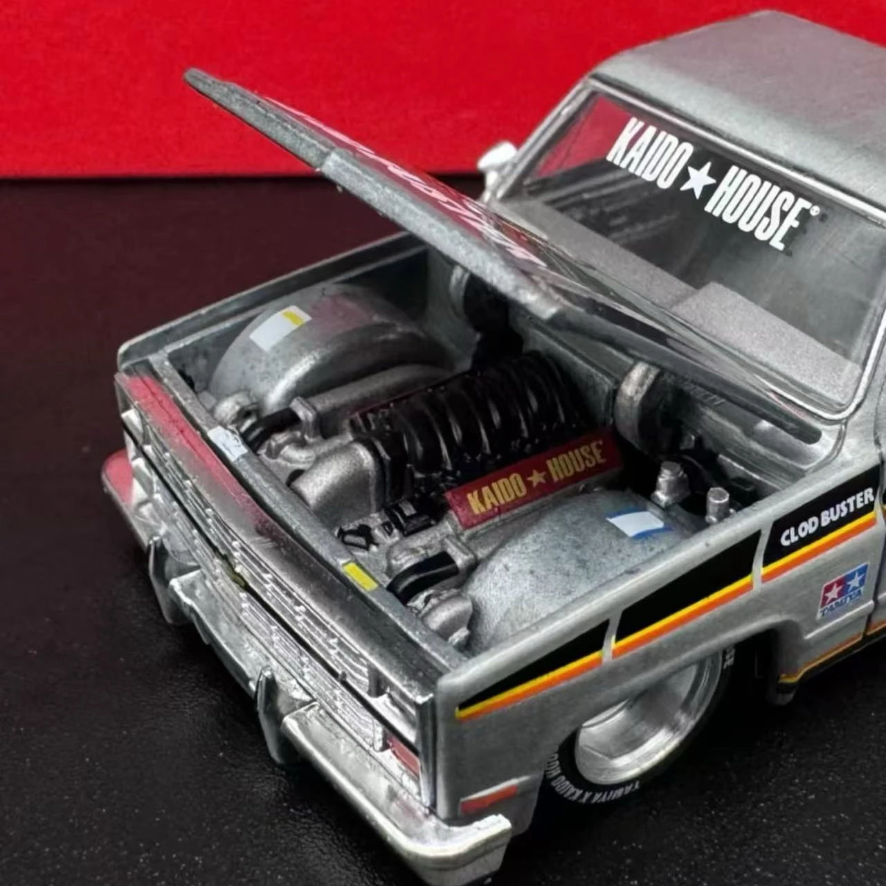 TSM KAIDO HOUSE MINIGT 1/64 KHMG130 silverado Orang Chase Vanish Модель автомобиля из литого под давлением
