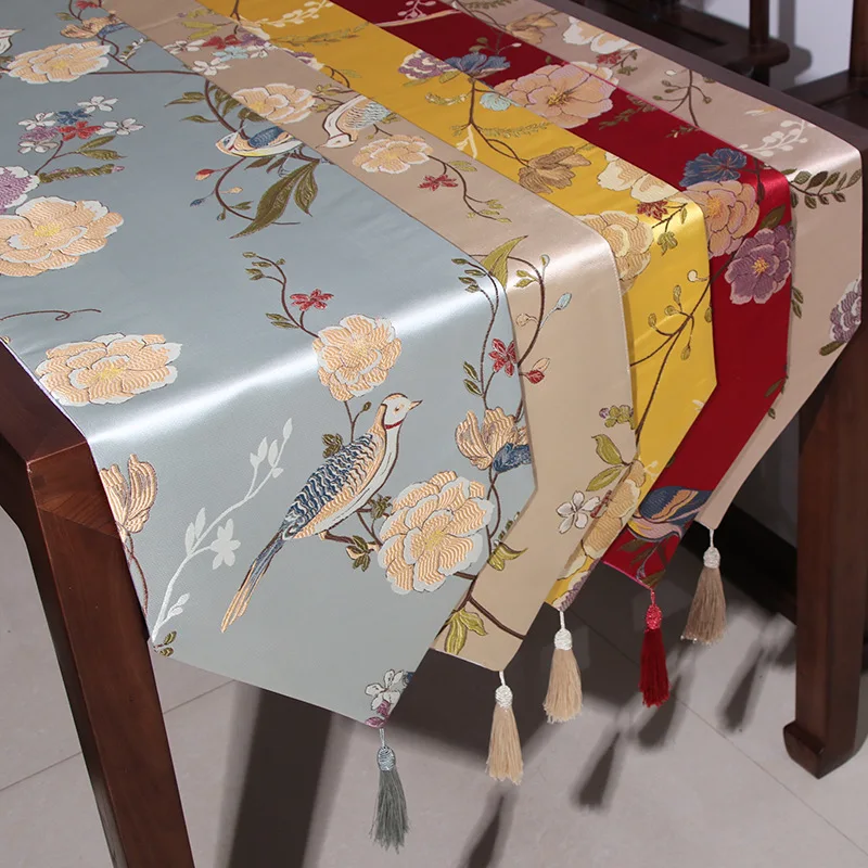 

New Chinese Style Magpie and Flowers Table Runner Bird Treetop Embroidery Table Flag Decoration for Party Wedding with Tassels