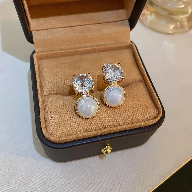 

Fashion Zircon Mermaid Pearl Circle Earrings for Women Vintage High-End Light Luxury Earrings 2022 Women's Jewelry