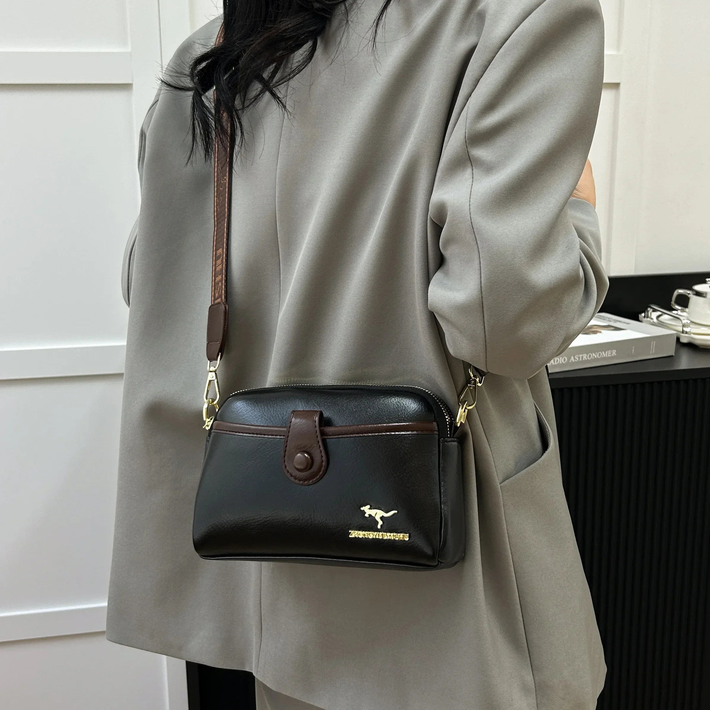 Кожаные сумки через плечо на молнии новые модные Женский вместительный кошелек и