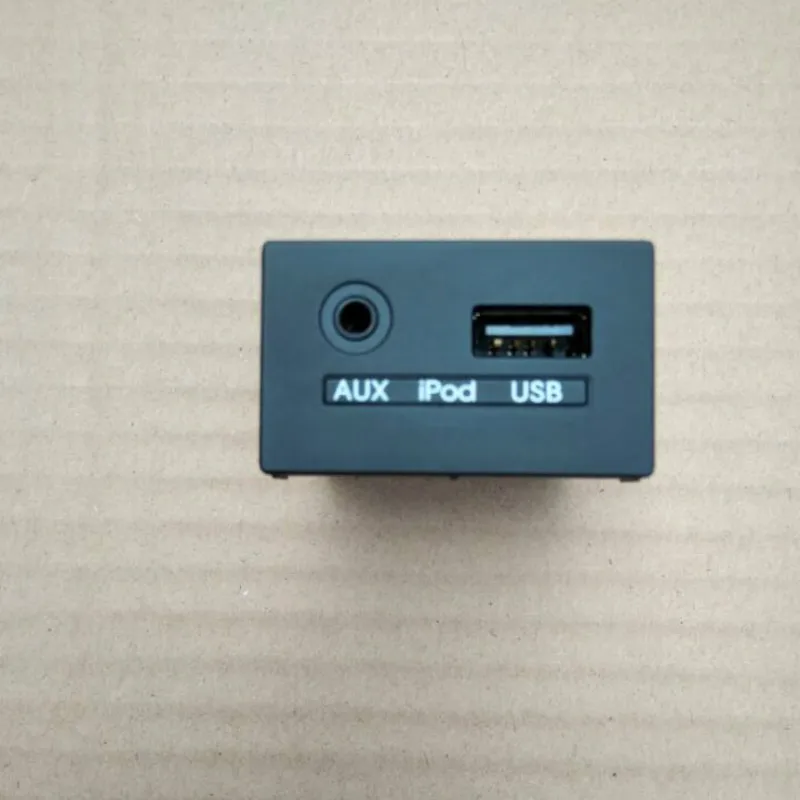 Оригинальный разъем ASSY I30 AUX USB-адаптер для Hyundai KIA Accent Solaris USB-ридер 961201R000RY/96120-1Z000 |