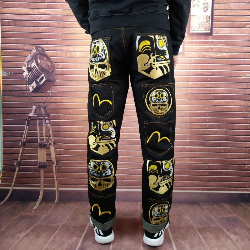 Рисунок 3 - Джинсы-карго Evisus в стиле Харадзюку