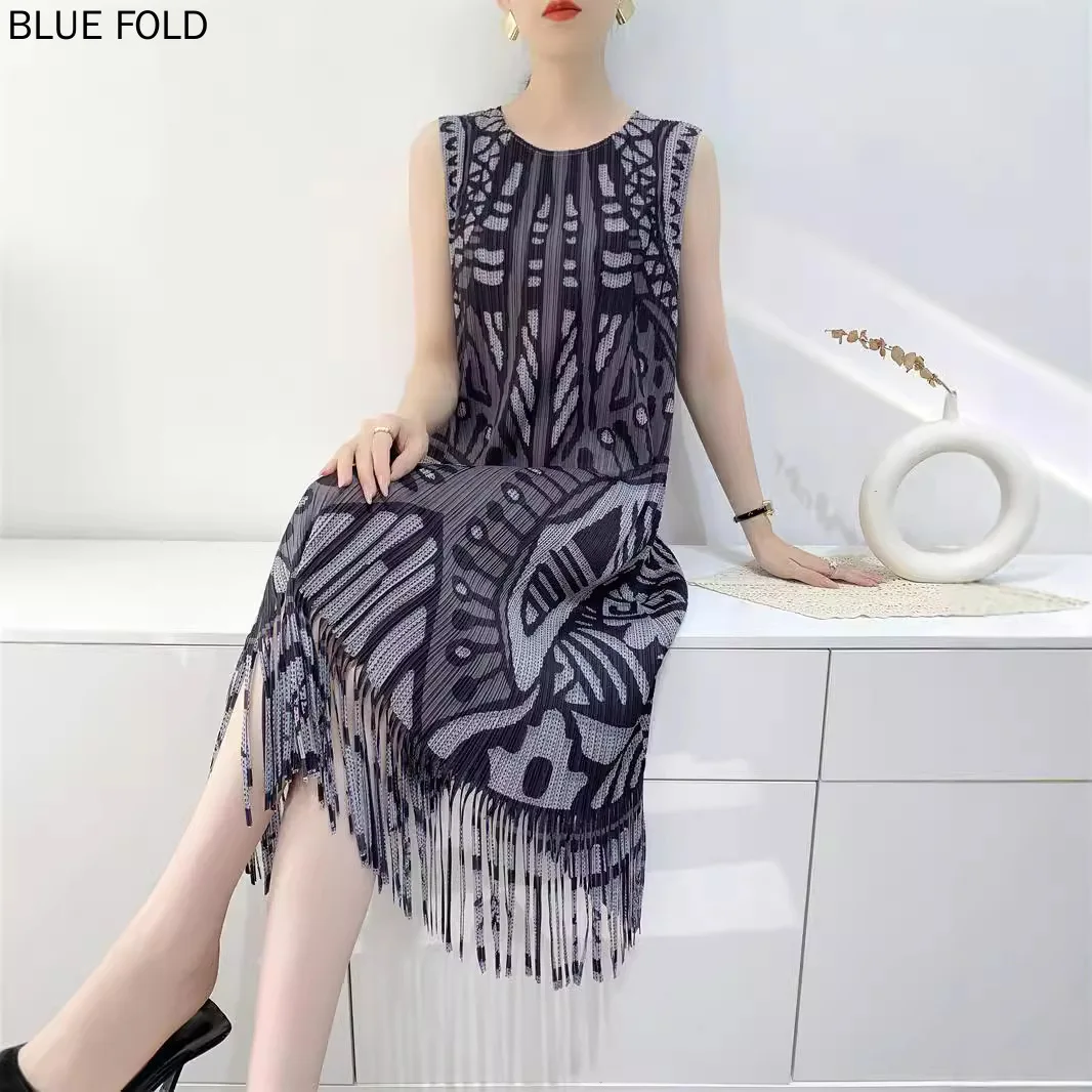 Летнее плиссированное платье миаке с бахромой женское средней длины без рукавов