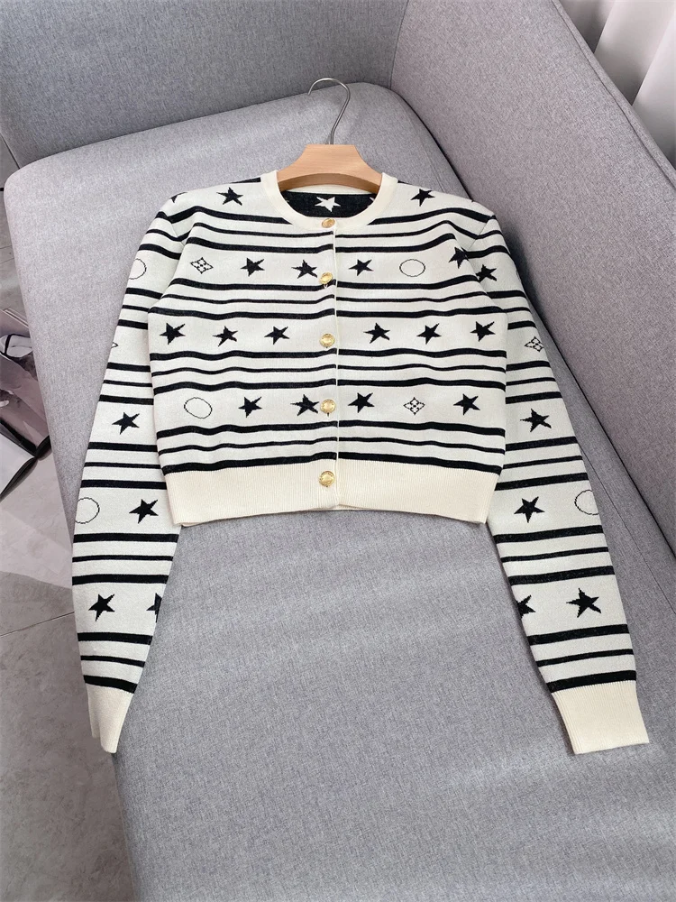 Round neck contrast color striped star print knitted cardigan 2022 autumn new fashion long-sleeved knitted sweater women