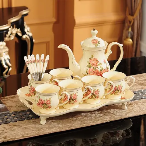 Набор кофейных чашек, чайный сервиз, набор для послеобеденного чая и кофе, бытовой керамический набор для чая и воды