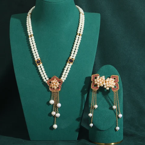 Золотое ожерелье с жемчугом STALAIT