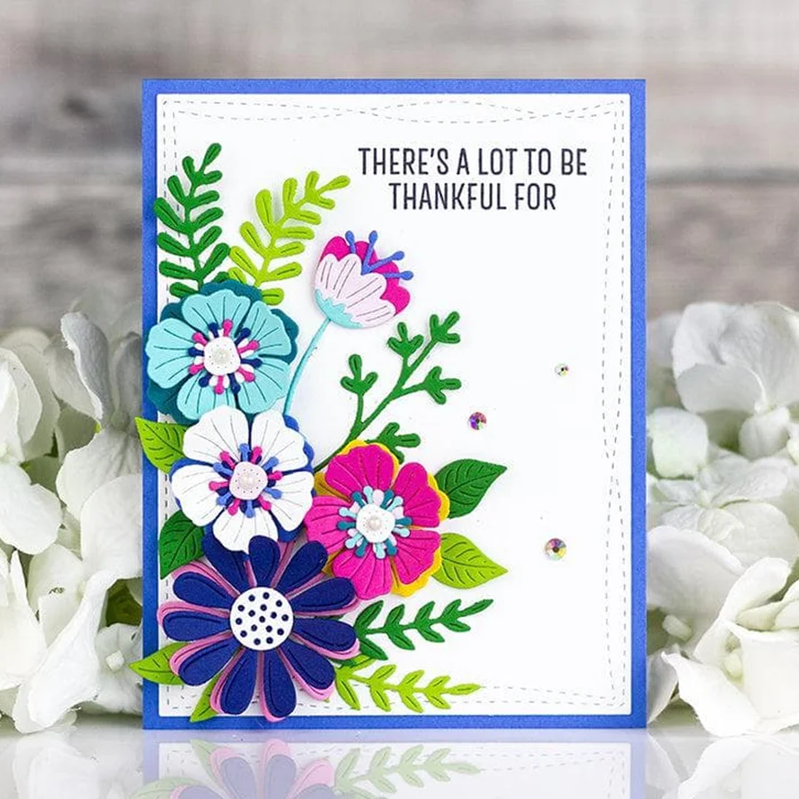 Металлические штампы с базовыми цветами и для скрапбукинга