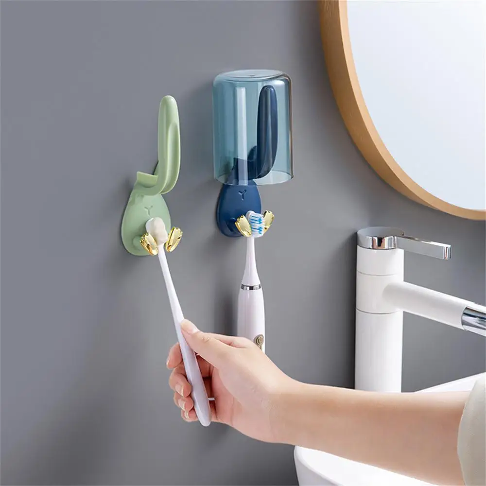 

Suction Cup Magnetic Bathroom Gargle Inverted Toothbrush Cup Wall-mounted No Punching Organizer Couple Set Cup Bathroom Supplies